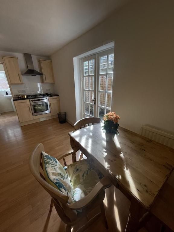 Beautiful Ground Floor Garden Flat Apartment London Exterior photo