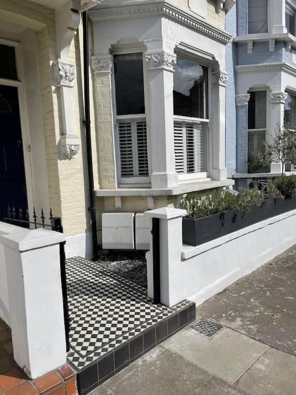 Beautiful Ground Floor Garden Flat Apartment London Exterior photo